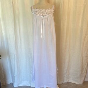 Priamo New York  Schweitzer Linen Intimate Collection Nightgown